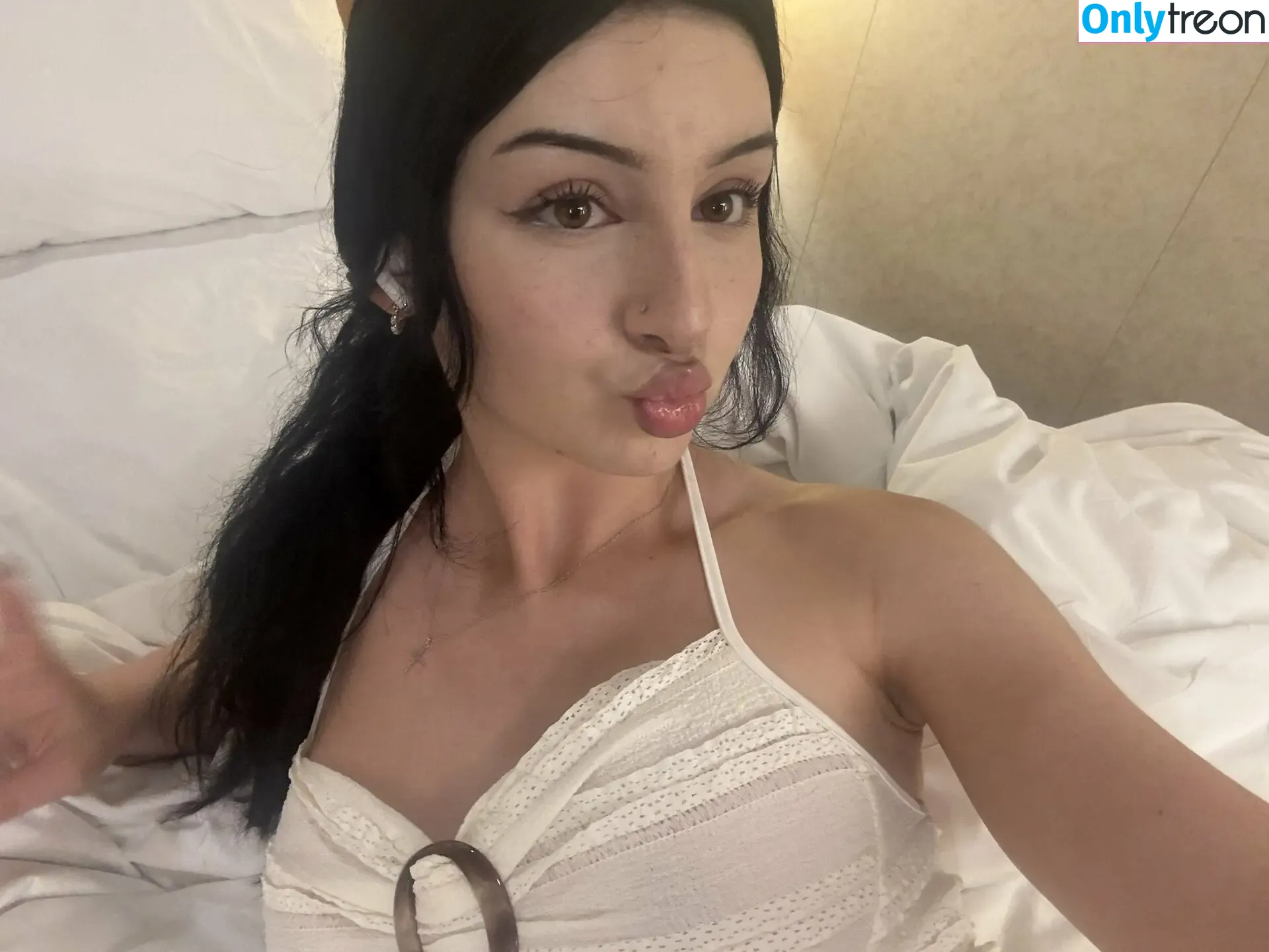 Armpit Fetish nude photo #0182 (nextdoormisha / sexyarmpitqueens)