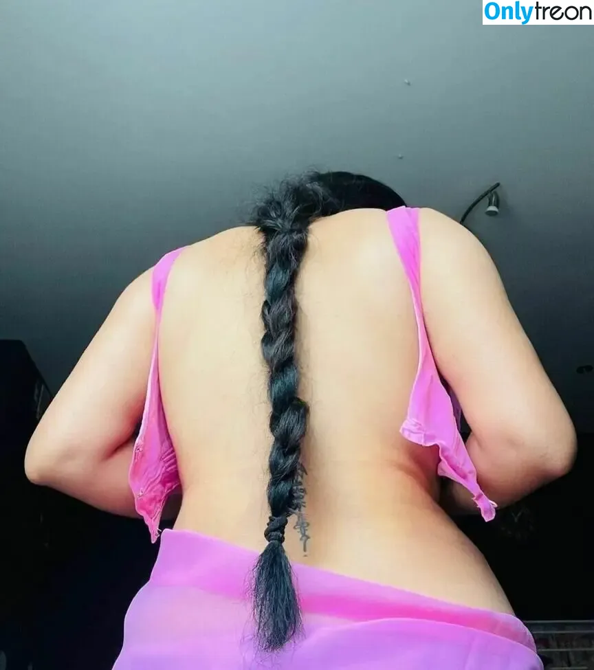 Arpa Roy nude photo #0123 (arpa_roy)