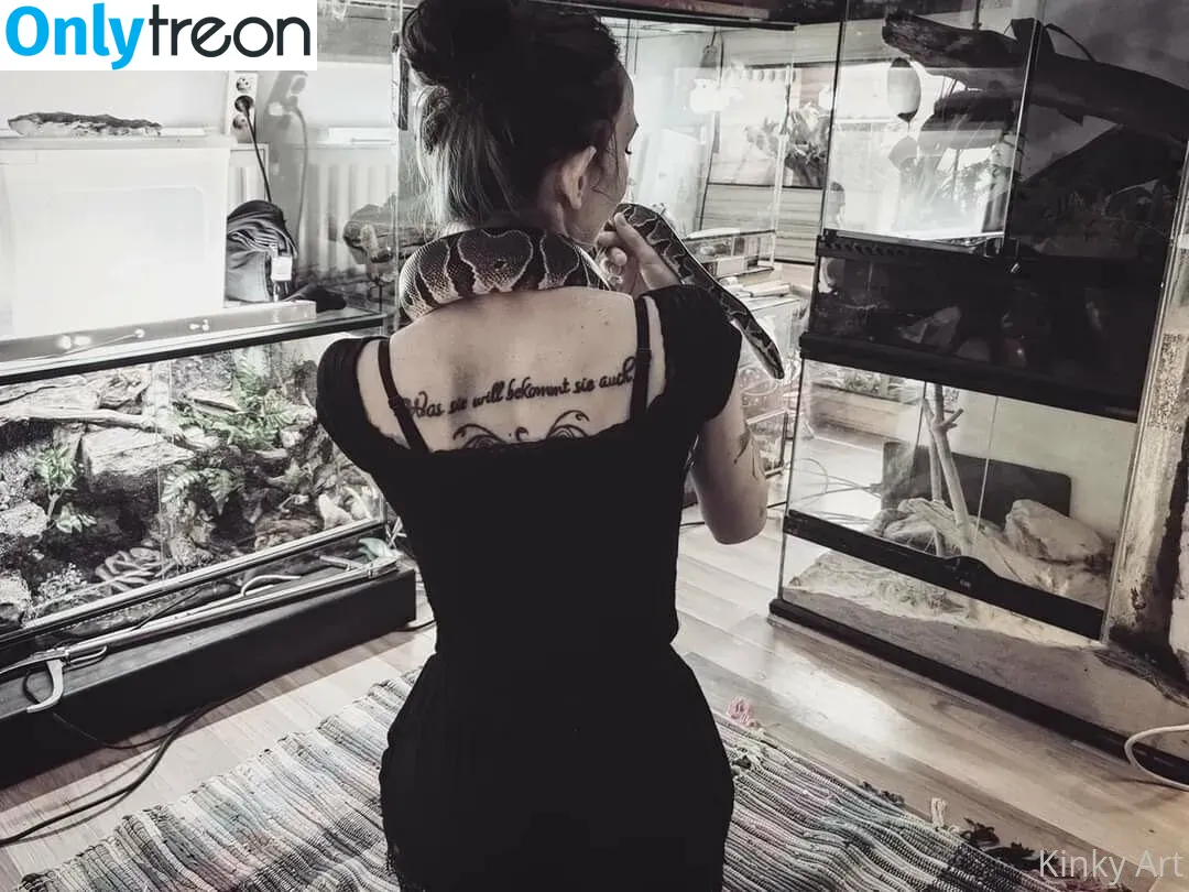 artnvenom голая photo #0005 (artnvenom)