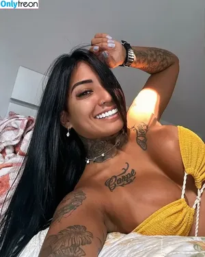 Aryadne Abranches / ary_abranches nude photo #0058