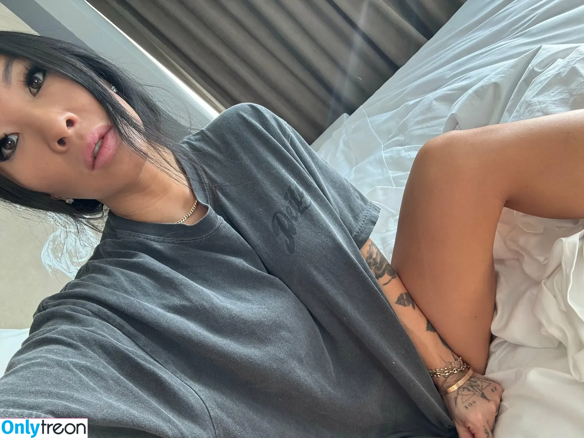 asaakirafree nude photo #0118 (ashley_asaraf)