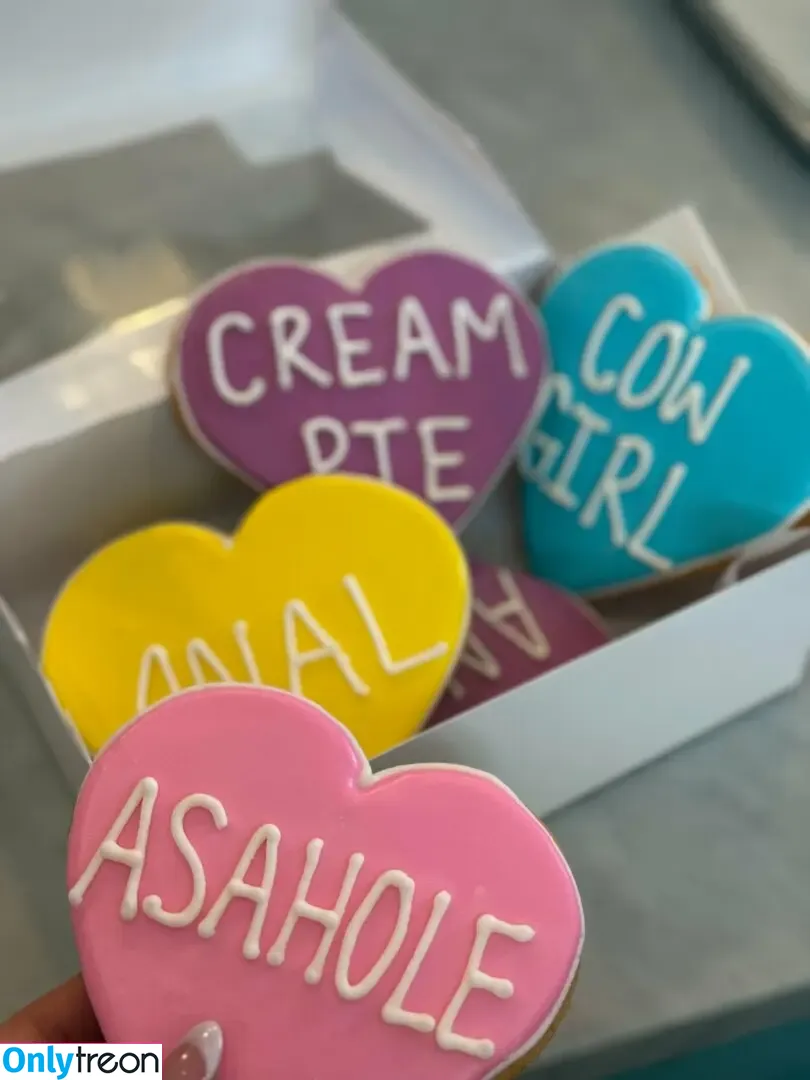 asaakirafree голая photo #0126 (ashley_asaraf)