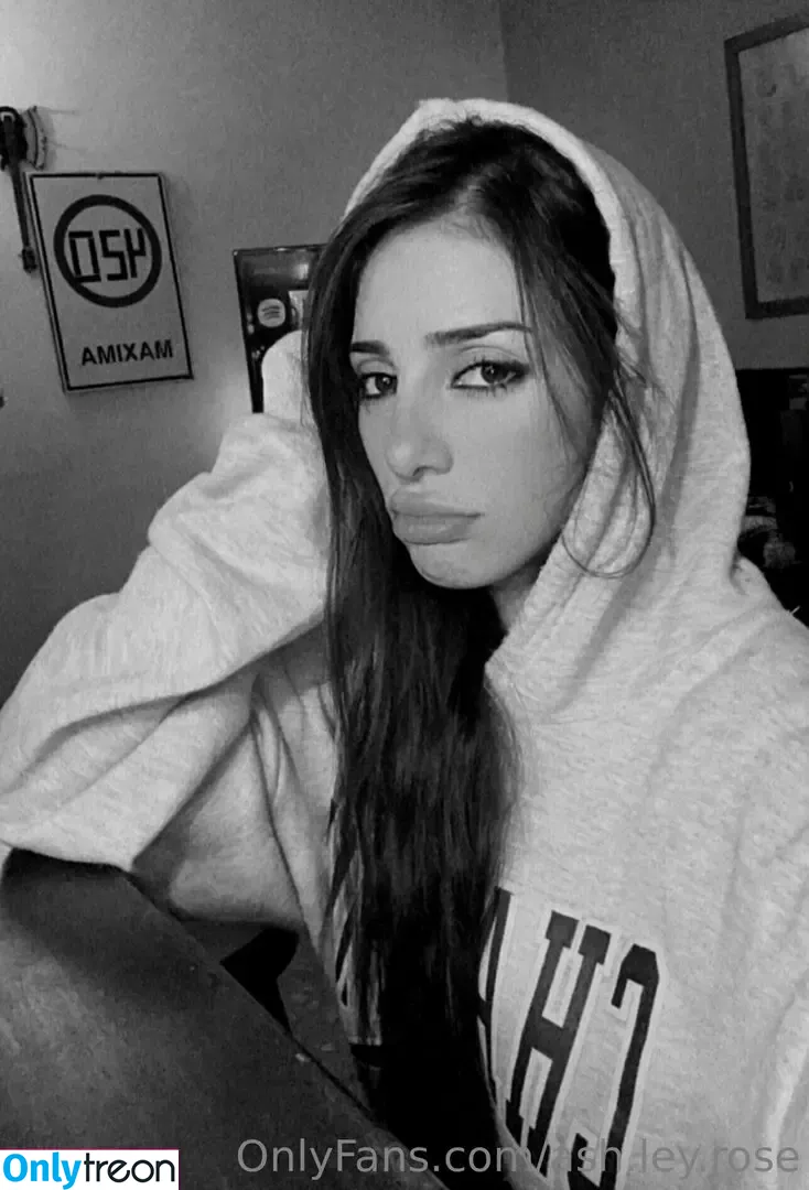 ash.ley.rose nude photo #0006 (ash.ley.rose)