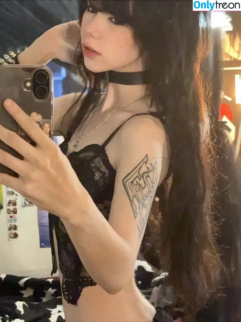 ashisbees nude photo #0358 (iamb33s)