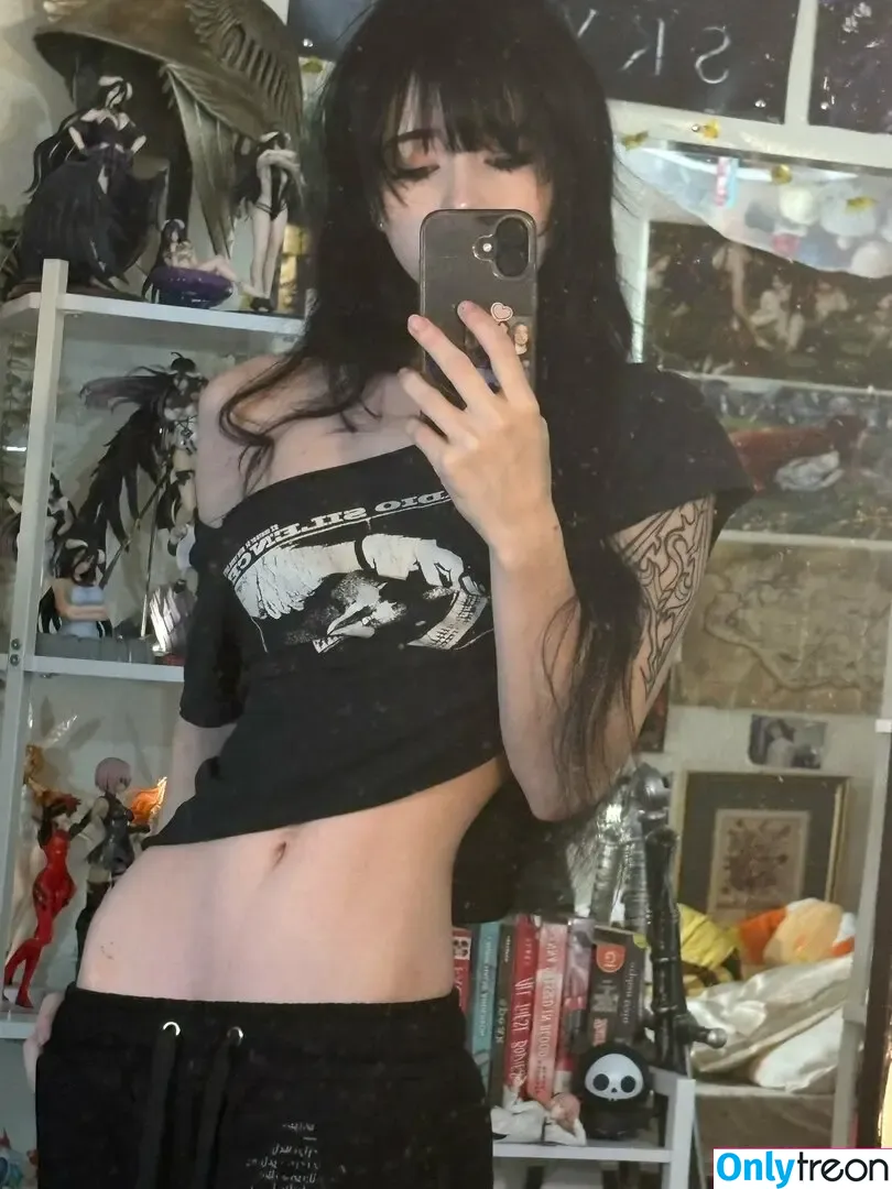 ashisbees nude photo #0373 (iamb33s)