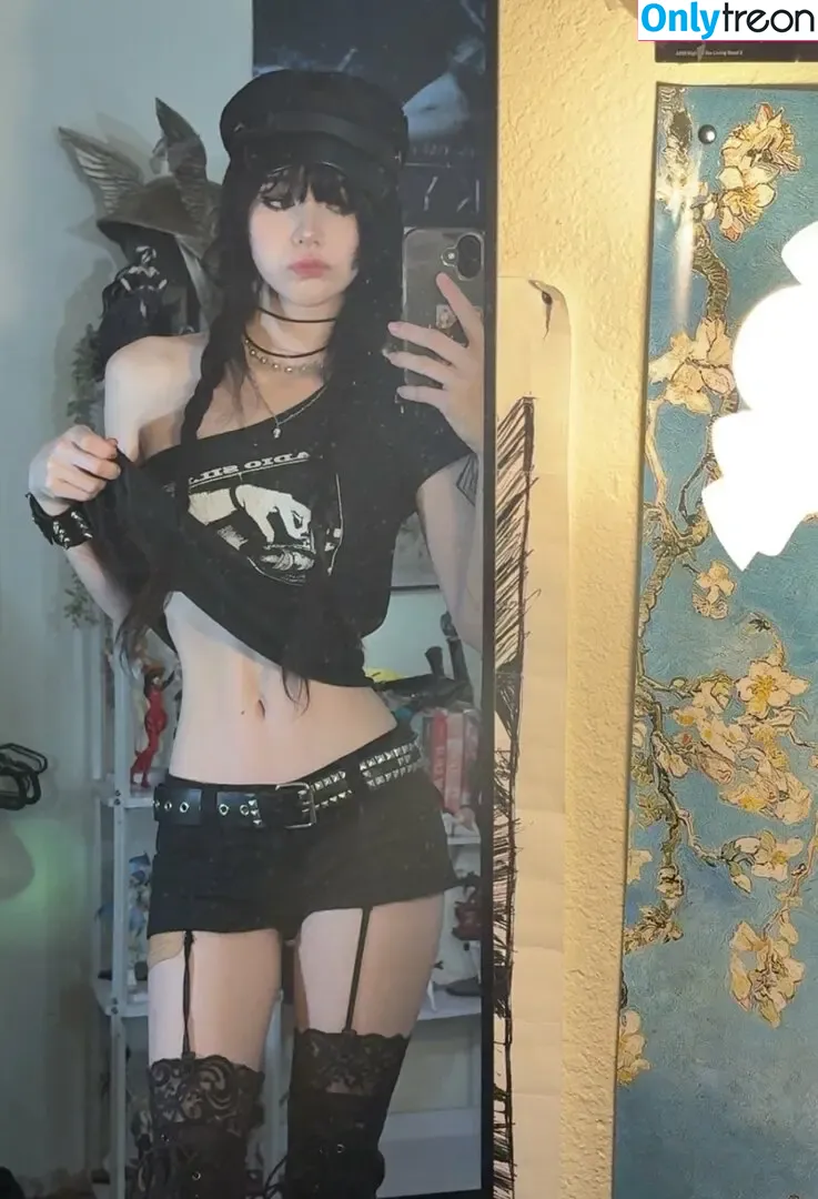 ashisbees nude photo #0374 (iamb33s)
