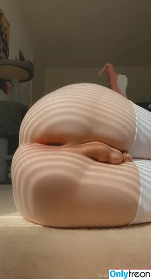  nude photo #0007