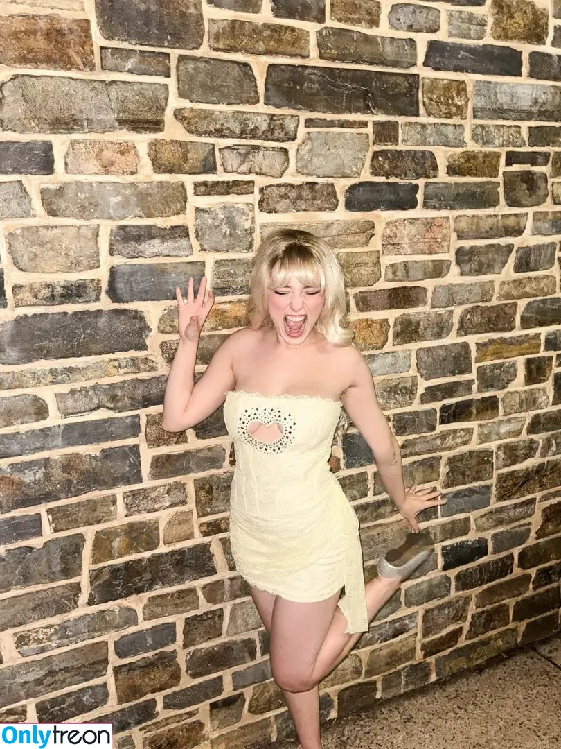 Ashlee Tayla nude photo #0291 (ashleeetayla / ashleetayla)