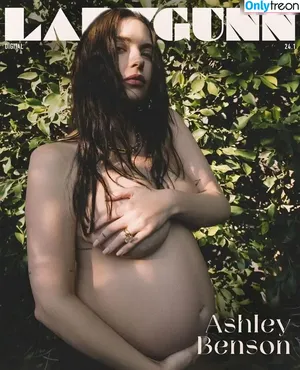 Ashley Benson / AshBenzo / ashleybenson nude photo #0978