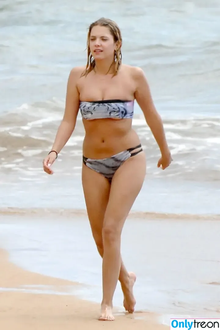 Ashley Benson nude photo #0911 (AshBenzo / ashleybenson)