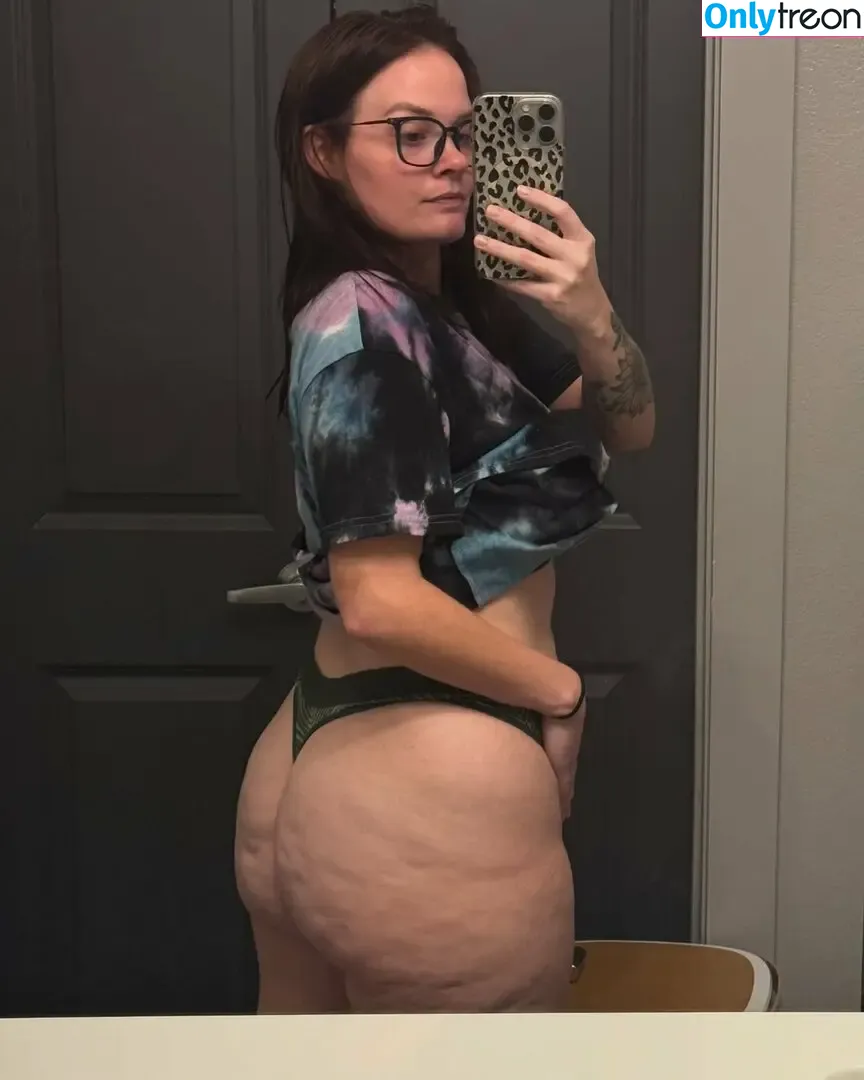 Ashley Brown голая photo #0030 (ashleyyyleighann / browniecakez)