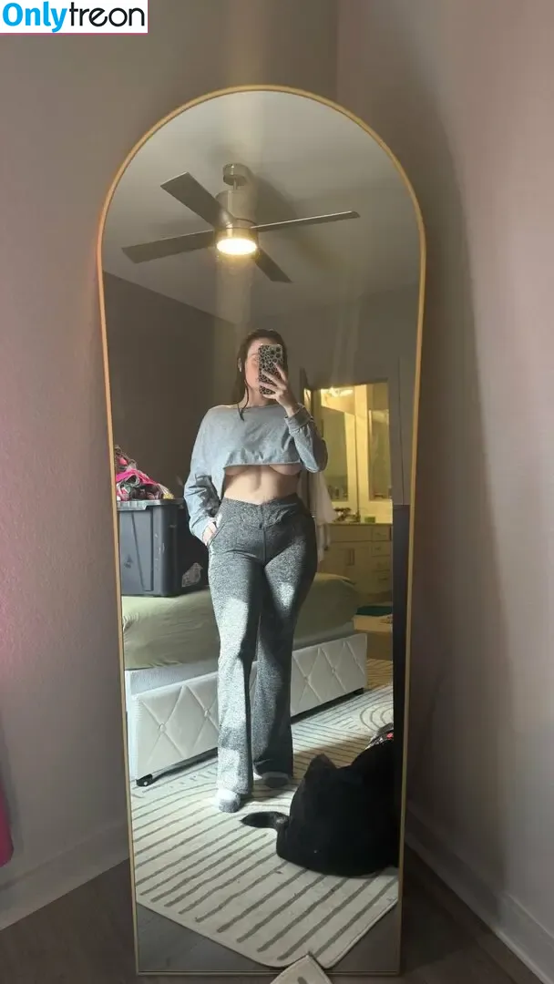Ashley Brown голая photo #0038 (ashleyyyleighann / browniecakez)
