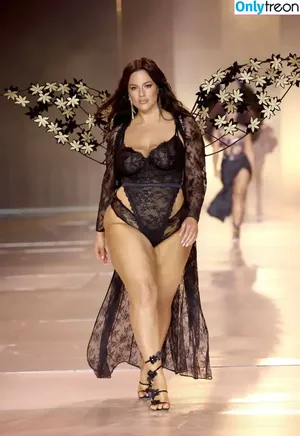 Ashley Graham / AshleyGraham / ashley-graham / theashleygraham фото голая #1342