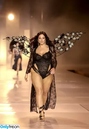 Ashley Graham / AshleyGraham / ashley-graham / theashleygraham фото голая #1348