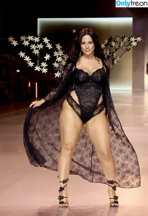 Ashley Graham / AshleyGraham / ashley-graham / theashleygraham фото голая #1349