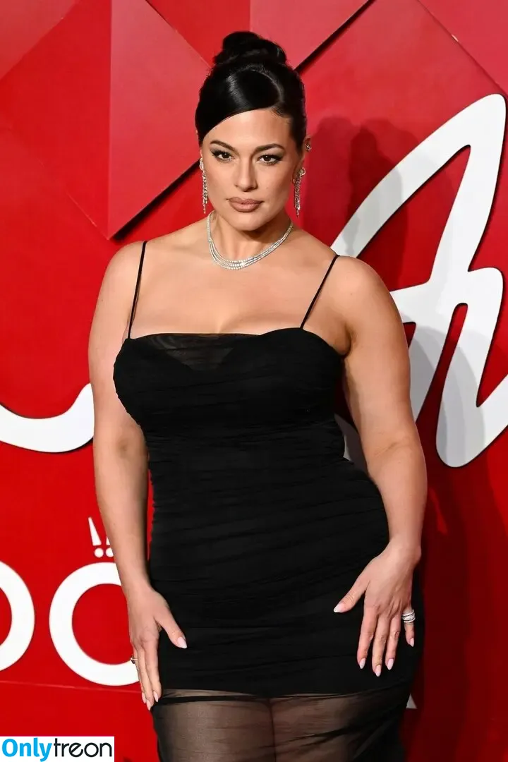 Ashley Graham голая photo #1380 (AshleyGraham / ashley-graham / theashleygraham)