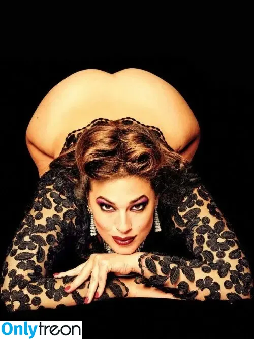 Ashley Graham голая photo #1620 (AshleyGraham / ashley_2020xxx / theashleygraham)