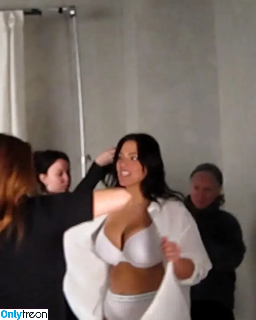 Ashley Graham nude photo #1673 (AshleyGraham / ashley_2020xxx / theashleygraham)