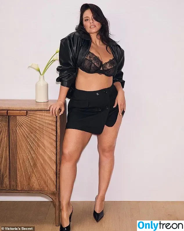 Ashley Graham nude photo #1683 (AshleyGraham / ashley_2020xxx / theashleygraham)