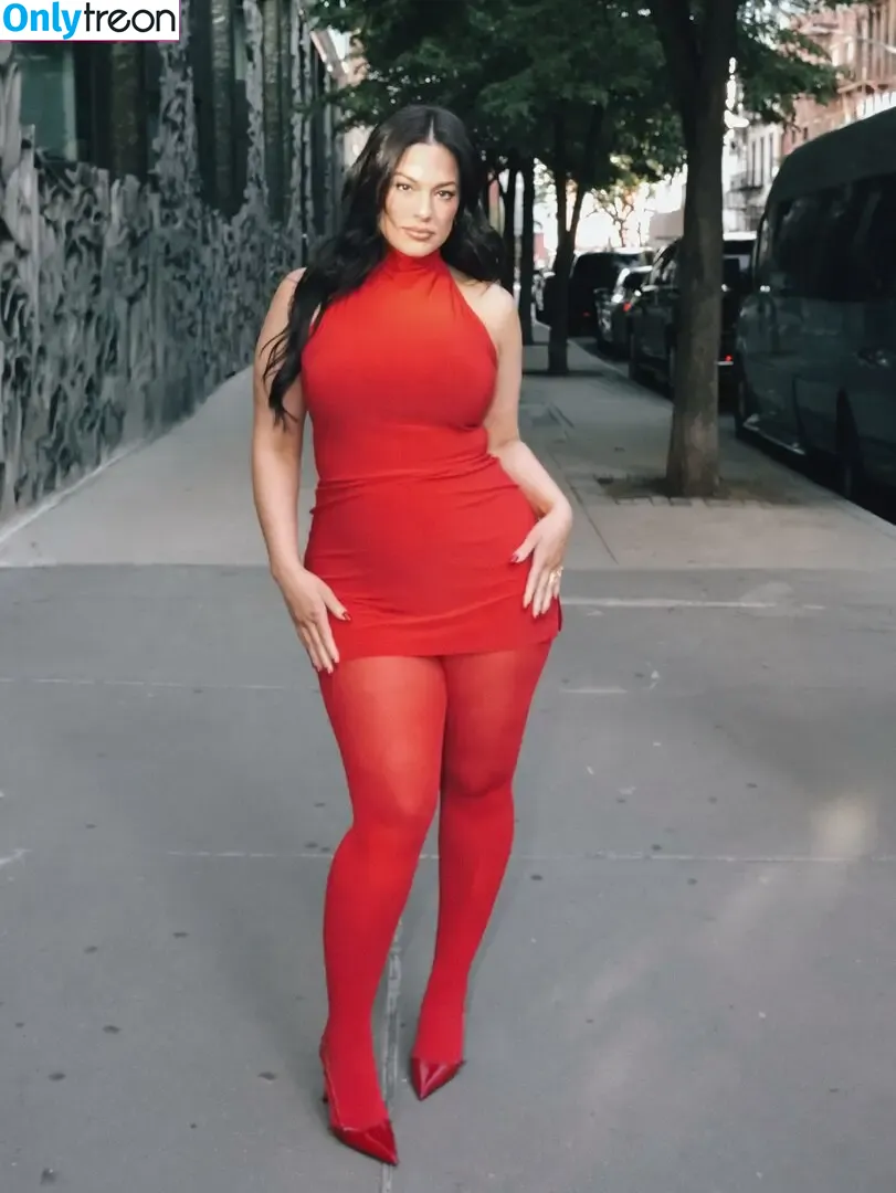 Ashley Graham nude photo #1688 (AshleyGraham / ashley_2020xxx / theashleygraham)