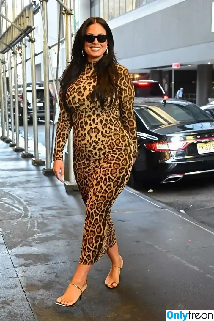 Ashley Graham nude photo #1704 (AshleyGraham / ashley_2020xxx / theashleygraham)