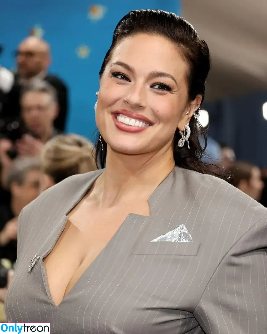 Ashley Graham nude photo #1716 (AshleyGraham / ashley_2020xxx / theashleygraham)