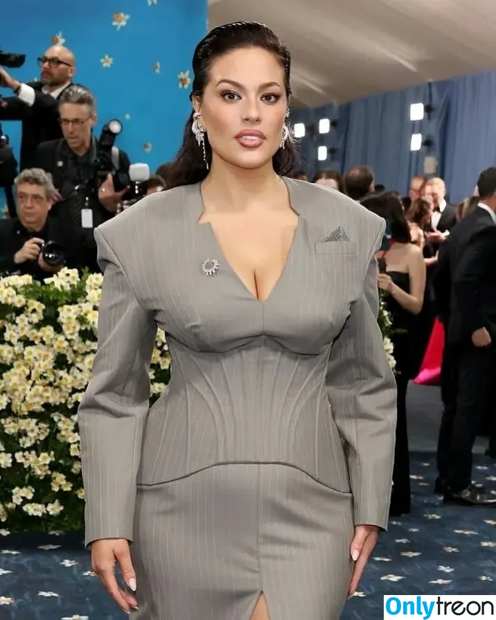 Ashley Graham nude photo #1719 (AshleyGraham / ashley_2020xxx / theashleygraham)