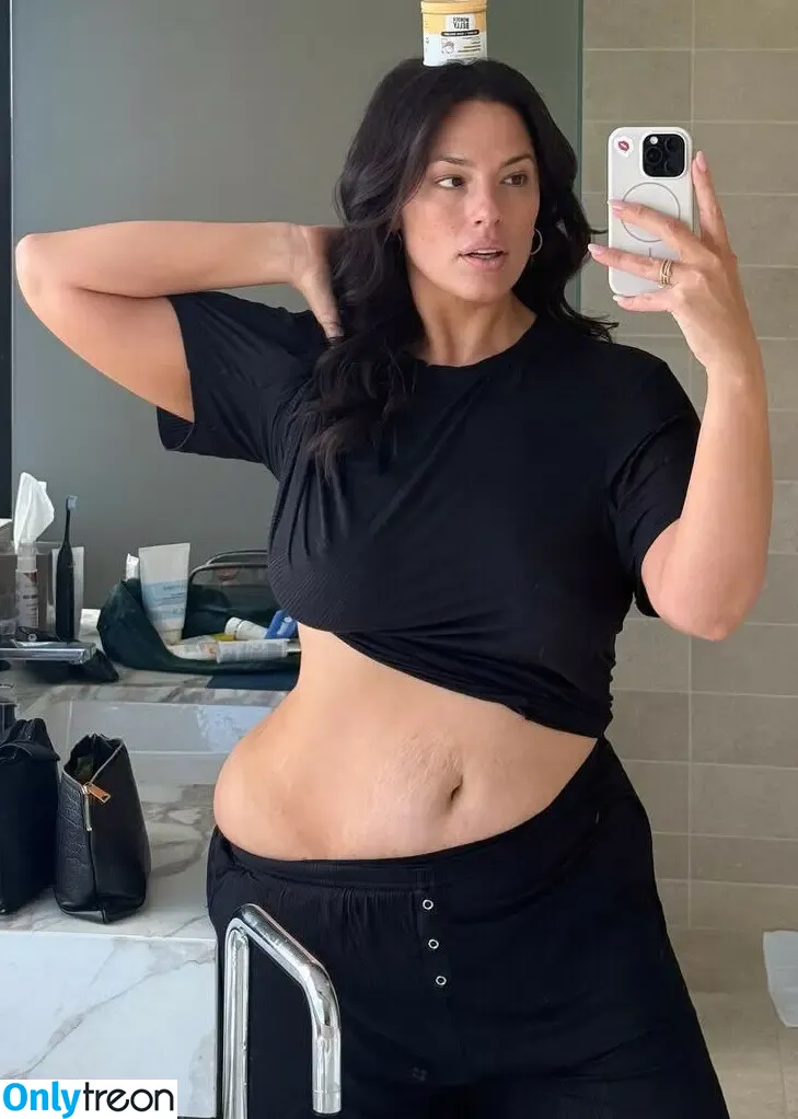 Ashley Graham nude photo #1812 (AshleyGraham / ashley_2020xxx / theashleygraham)