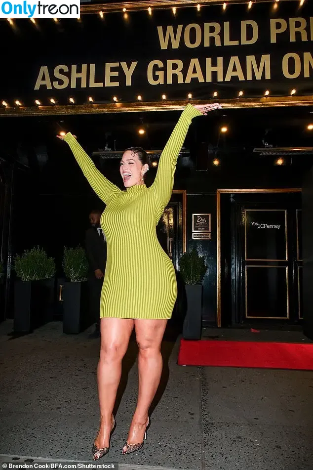 Ashley Graham nude photo #1846 (AshleyGraham / ashley_2020xxx / theashleygraham)