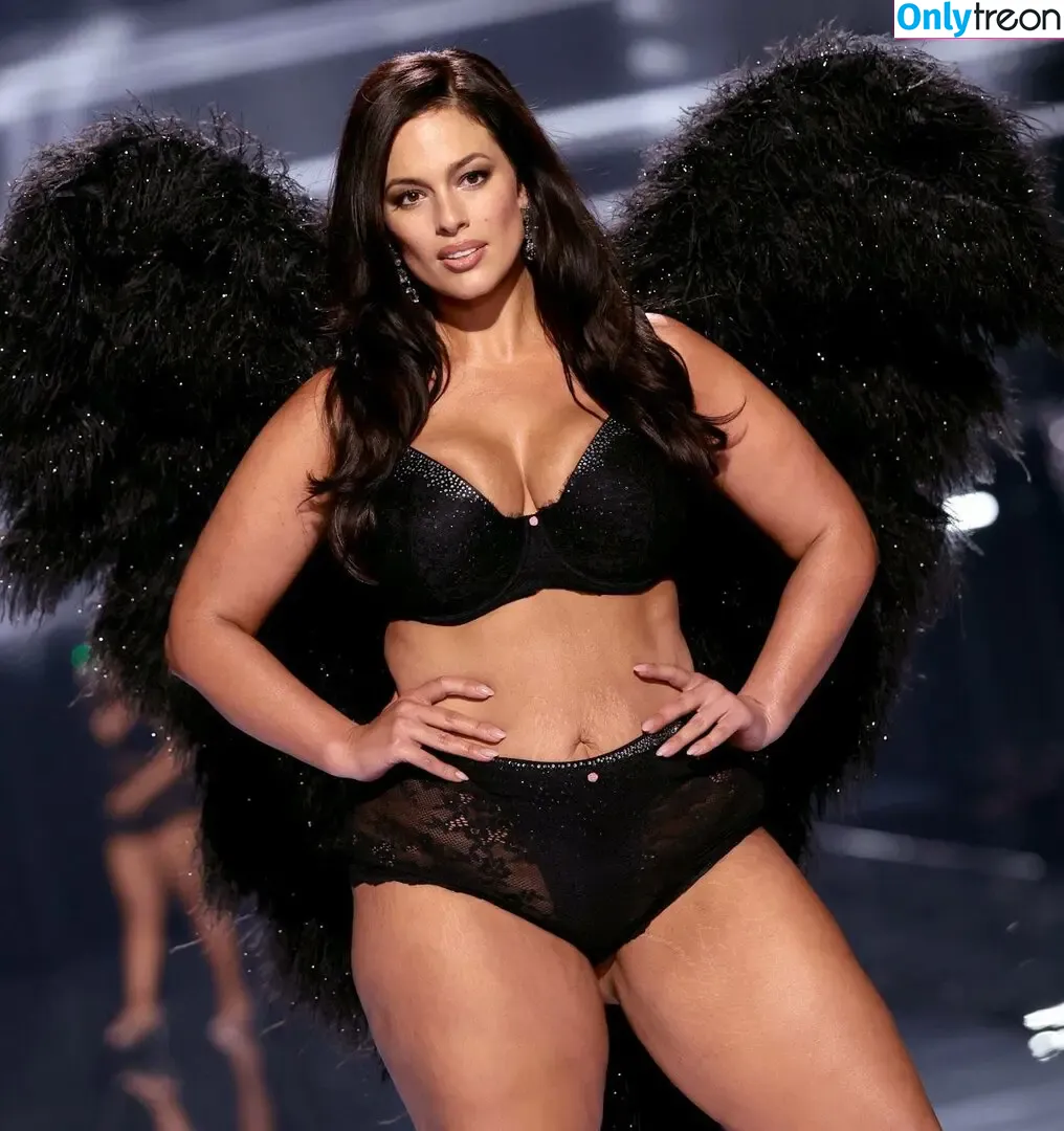 Ashley Graham голая photo #1855 (AshleyGraham / ashley_2020xxx / theashleygraham)