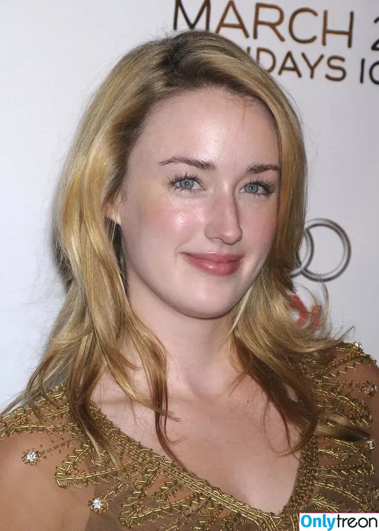 Ashley Johnson nude photo #0052 (ashleythejohnson / johnsonhubfans / thevulcansalute)