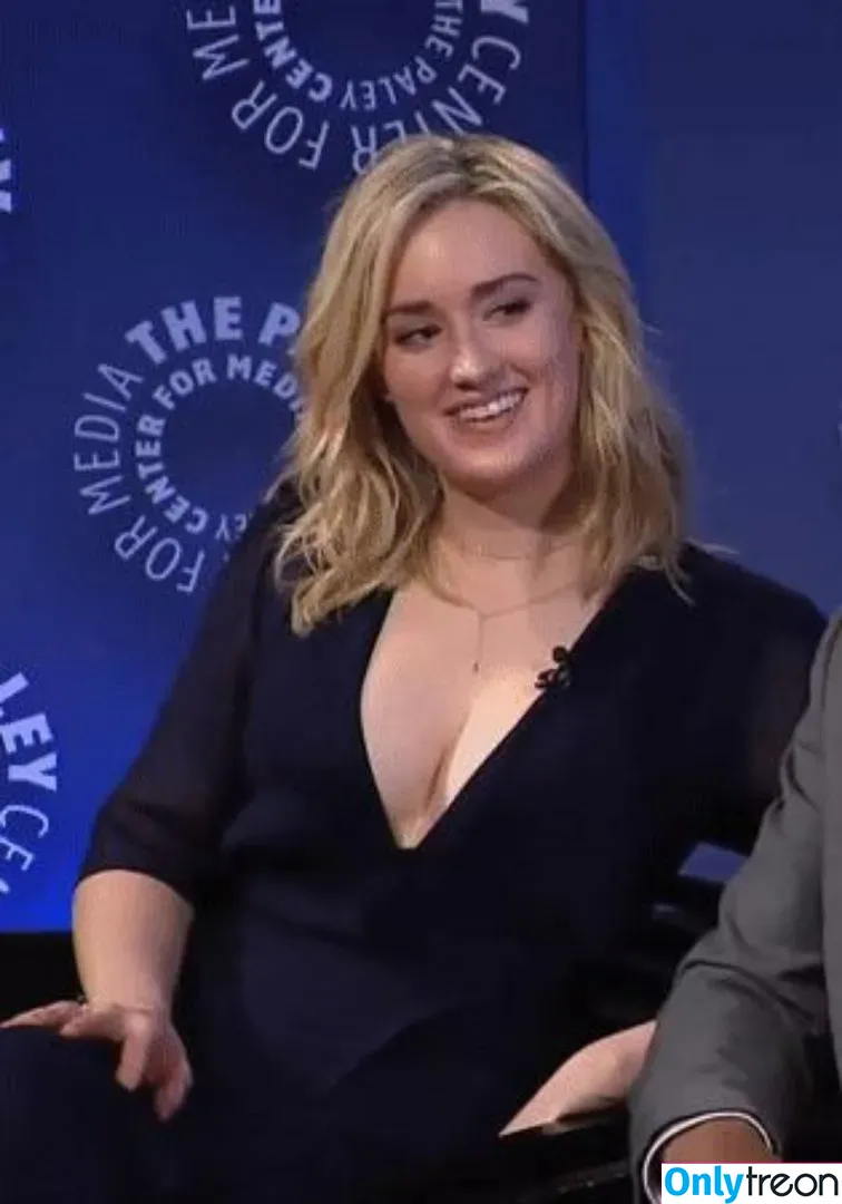 Ashley Johnson nude photo #0080 (ashleythejohnson / johnsonhubfans / thevulcansalute)