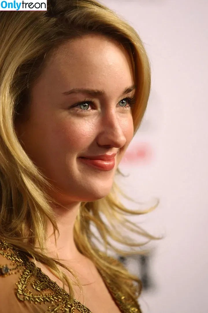 Ashley Johnson nude photo #0096 (ashleythejohnson / johnsonhubfans / thevulcansalute)