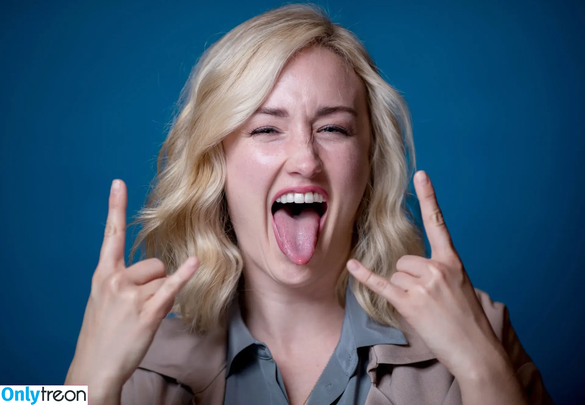 Ashley Johnson nude photo #0116 (ashleythejohnson / johnsonhubfans / thevulcansalute)