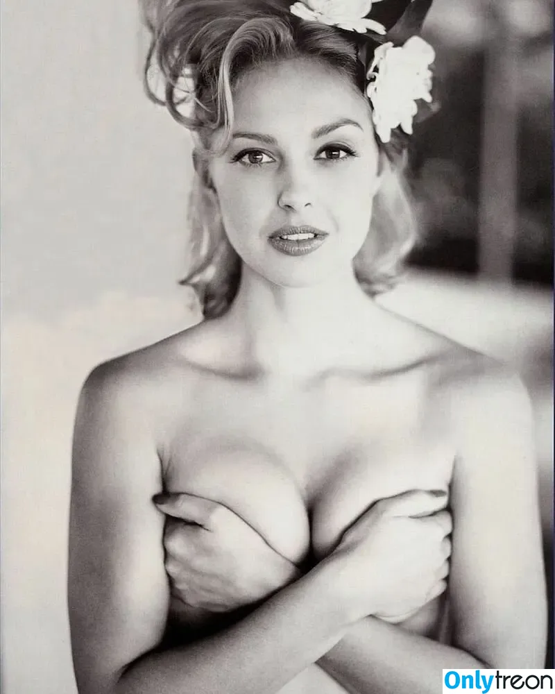 Ashley Judd nude photo #0058 (ashley_judd)