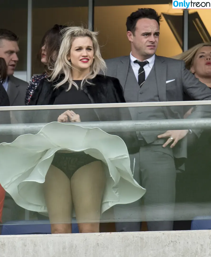 Ashley Roberts голая photo #1022 (Pussycat Doll / iamashleyroberts / inkedashleyroberts)