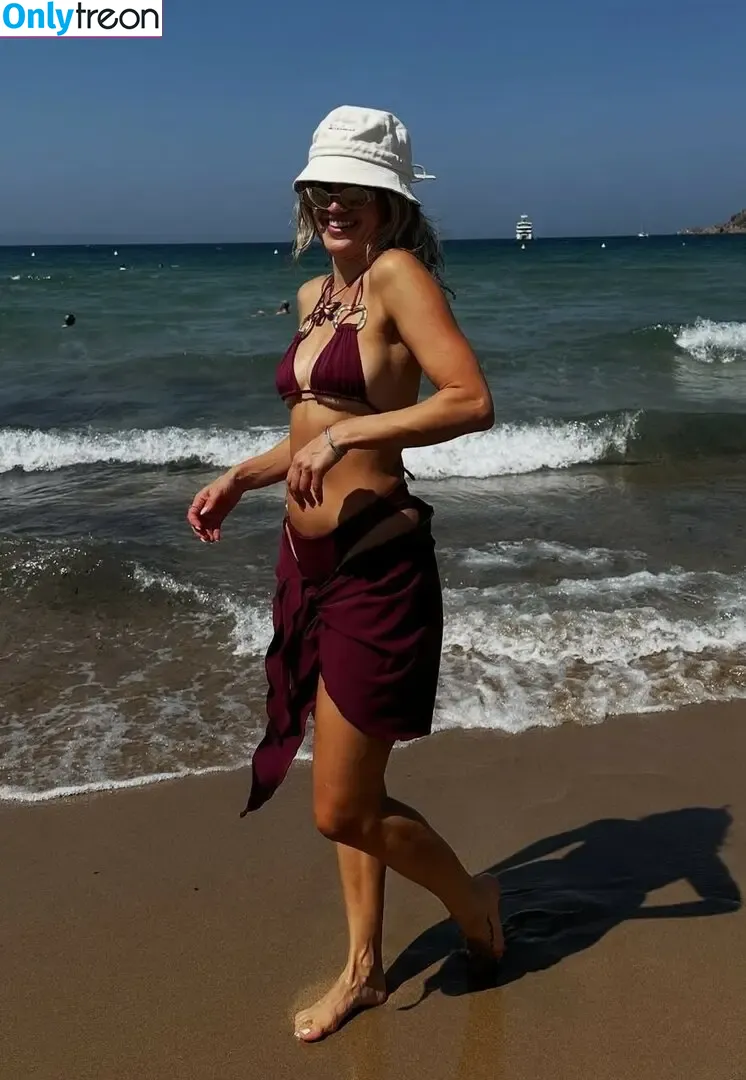 Ashley Roberts голая photo #1494 (Pussycat Doll / iamashleyroberts / inkedashleyroberts)