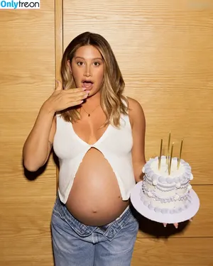 Ashley Tisdale / ashleytisdale / yummyyardie фото голая #0458