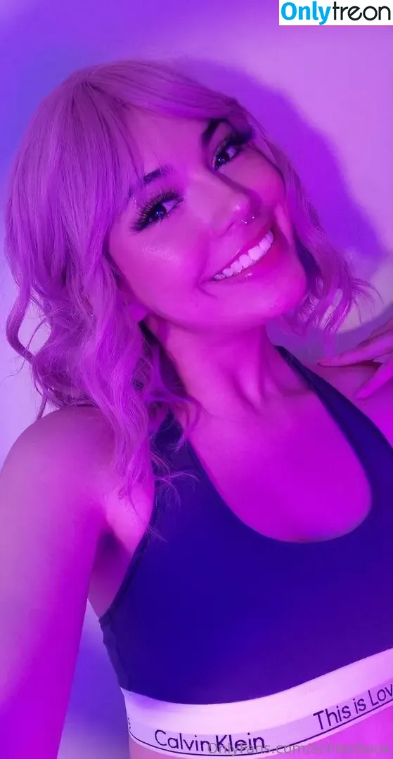 AshleyBoo nude photo #0008 (ashleeboox / xashleyboo)