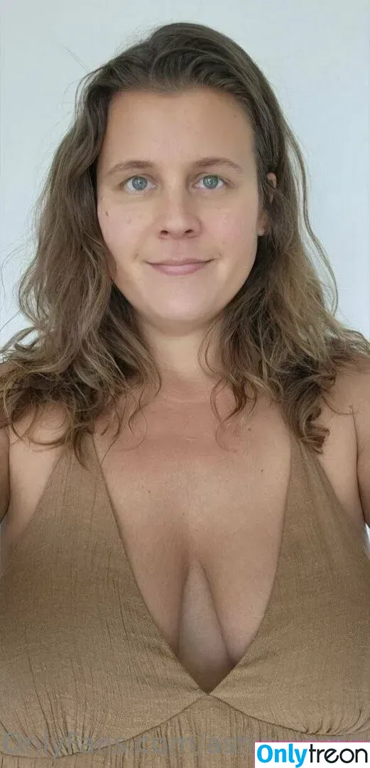 ashleyjordanofficial nude photo #0094 (ashleyjmusic)