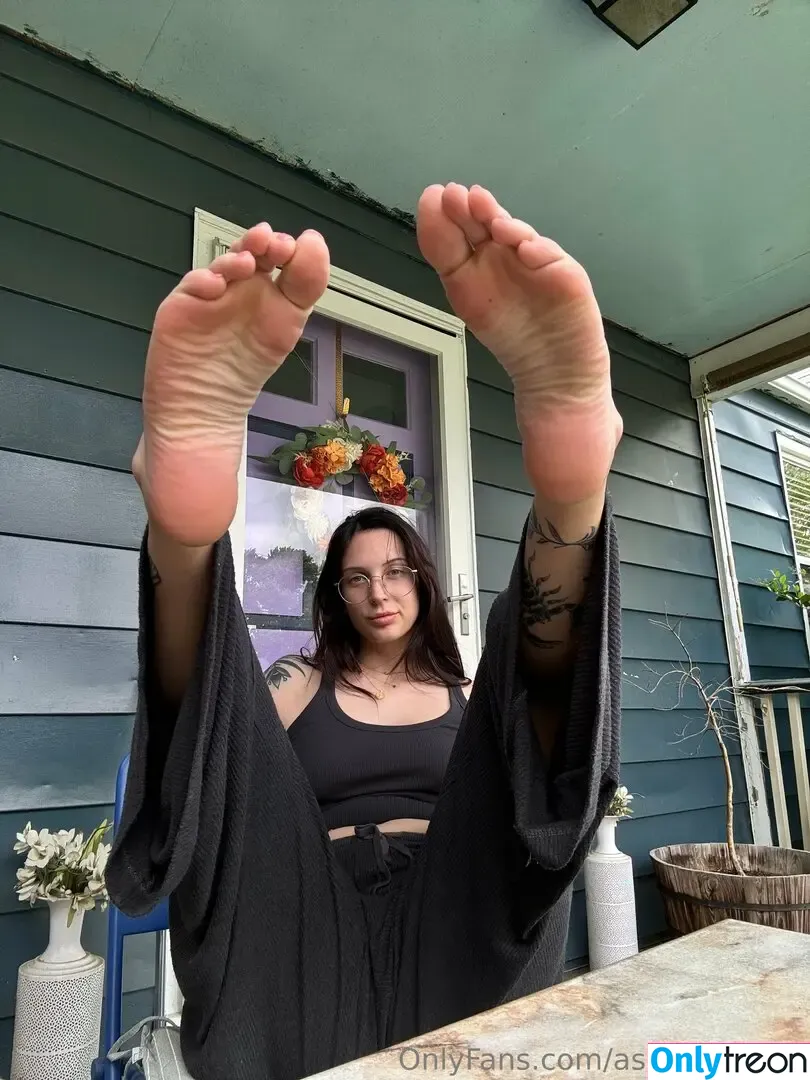 Ashleylottsxo nude photo #0065 (Ashley Lotts / ashleylottsx / ustonedtoesxo)