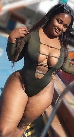 Ashleythebombshell / ashleyreloadeddd nude photo #0003