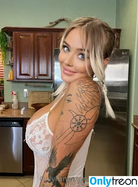 ashleywolfxo голая photo #0057 (ashleywolfxo)