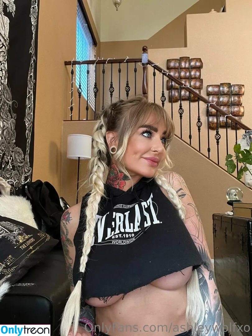 ashleywolfxo nude photo #0072 (ashleywolfxo)