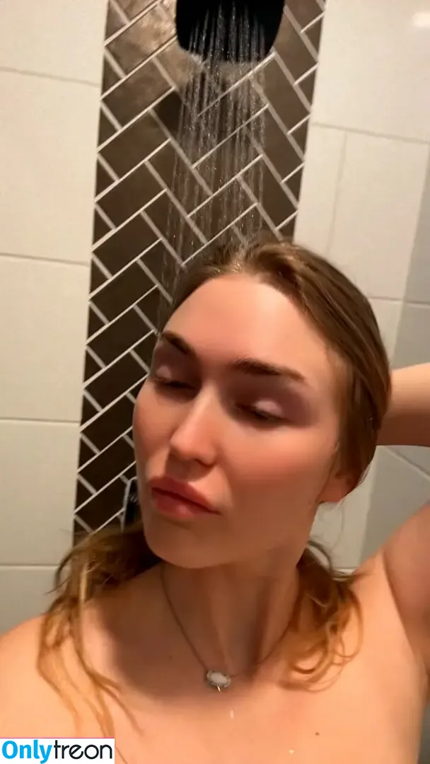Ashton Birdie nude photo #0423 (ashtonbirdie)