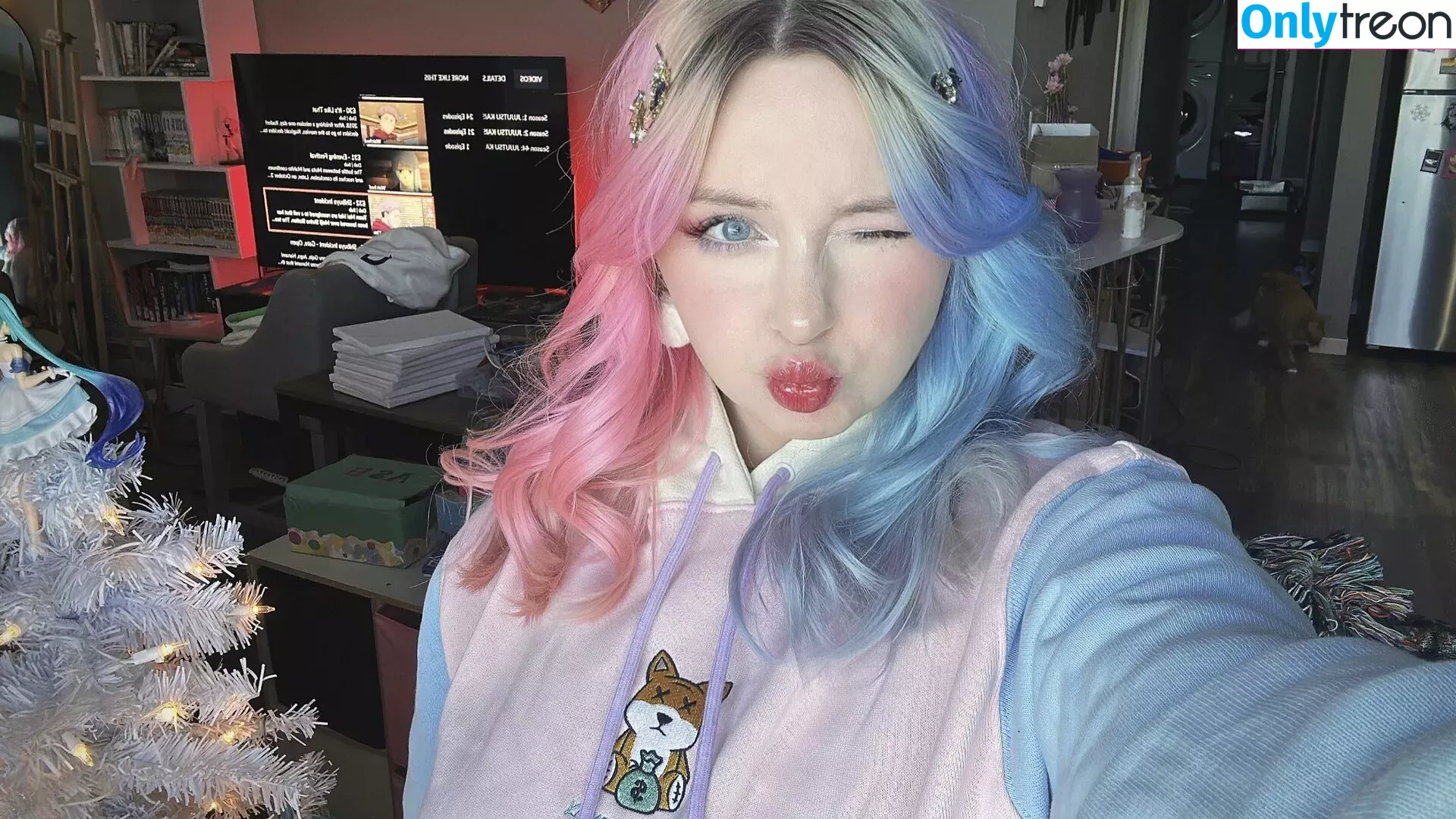 Ashtronova голая photo #0055 (Ashtronova)