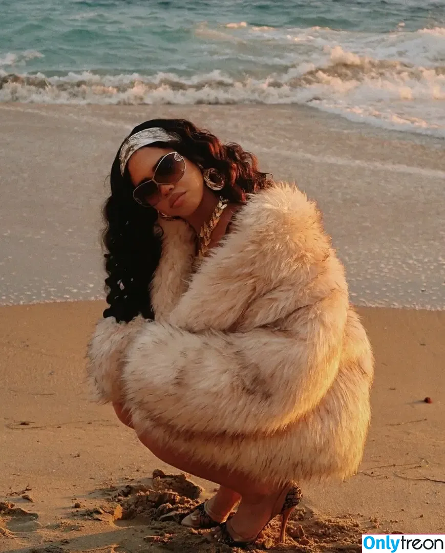 Asia Monet Ray голая photo #0168 (asiamonetray / asiawaasia)