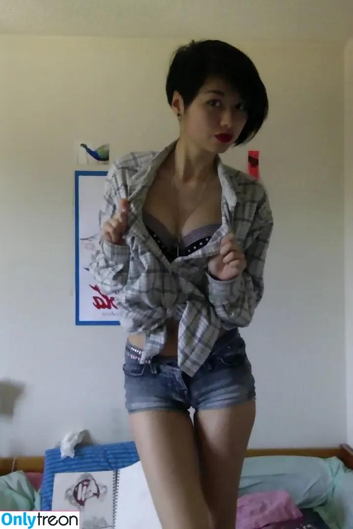Asian from early 2000 era nude photo #0035 (Asian from early 2000 era)
