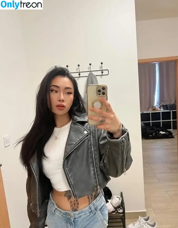asianiina nude photo #0062 (asianina.mariia)