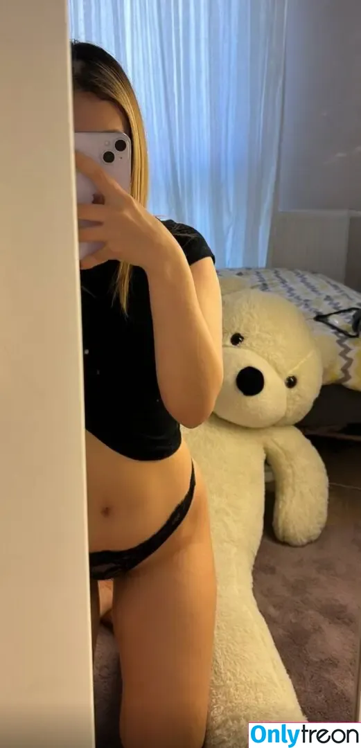 askonuzelanur nude photo #0100 (Askonuz Elanur)